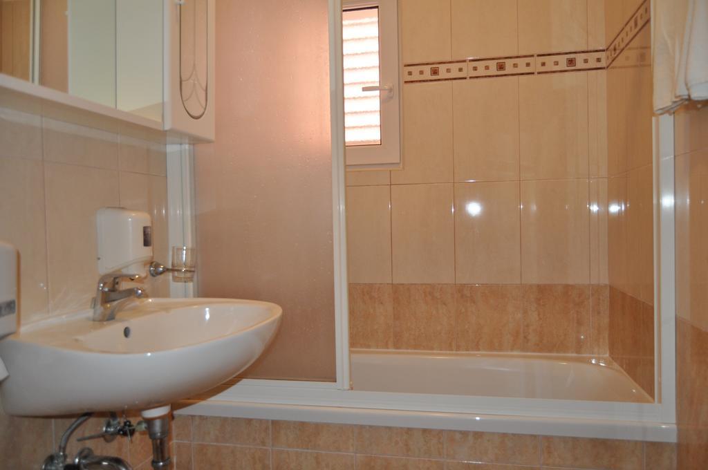 Bed & Breakfast Villa Vrgorac Orebić Екстериор снимка